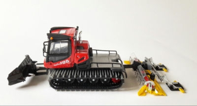 PB 100 4F 1:43 